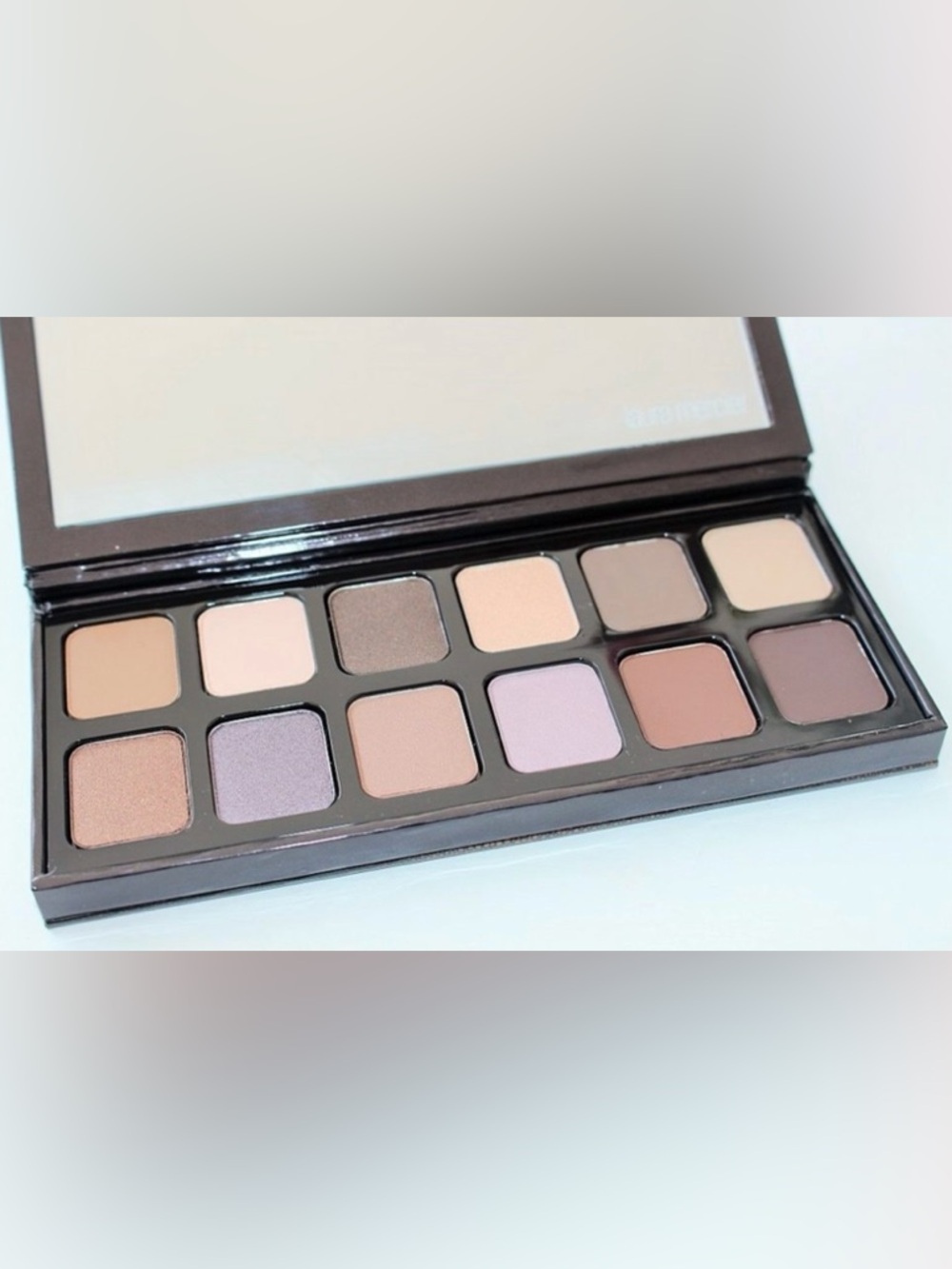 NIB Laura Mercier Extreme Neutrals Eyeshadow Palette